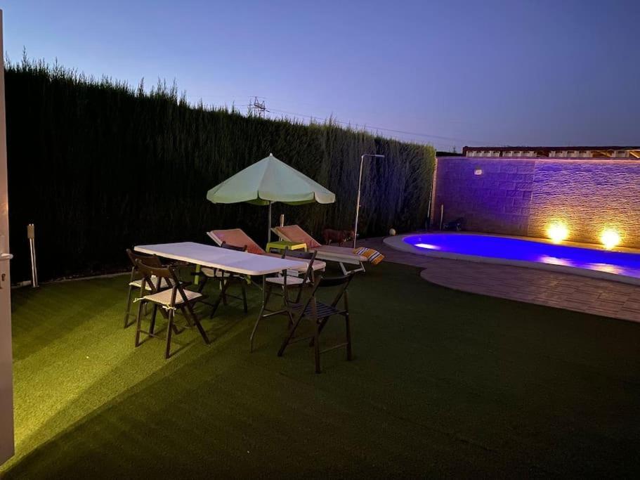 Casa Aries - Villa Con Piscina Privada Линарес Екстериор снимка