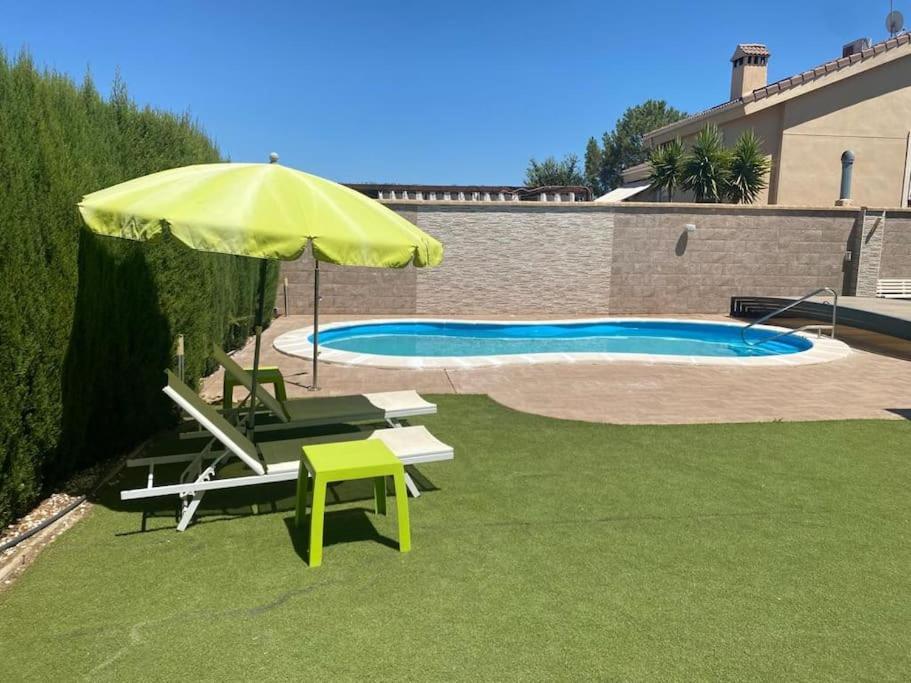 Casa Aries - Villa Con Piscina Privada Линарес Екстериор снимка
